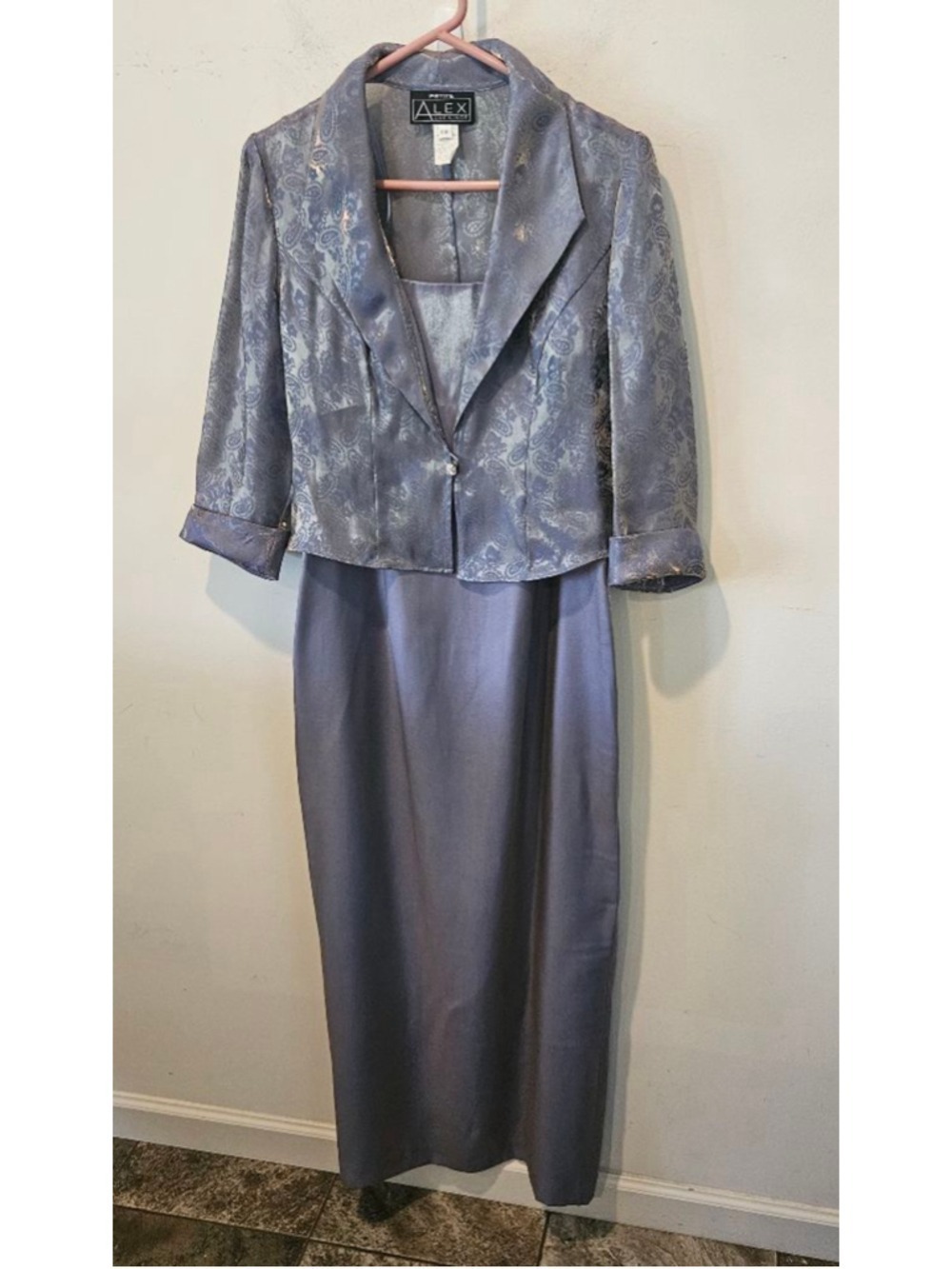 Women's Alex Evenings Petite 10P Shimmery Gray Paisley Dress Suit